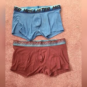 💥2 hollister💥  Boxer Briefs  size Medium, color burgundy,blue